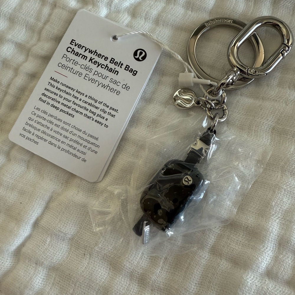 NWT Everywhere Belt Bag Charm Keychain
